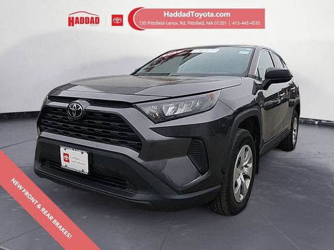 Certified 2022 Toyota RAV4 LE image 1