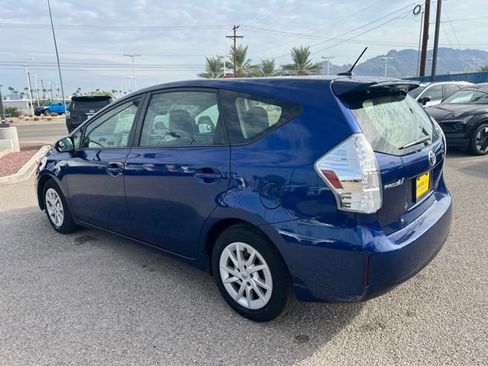 Used 2014 Toyota Prius V Three FWD image 5