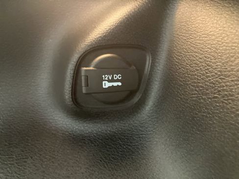 Used 2020 Jeep Cherokee Trailhawk w/ Cold Weather Group image 27