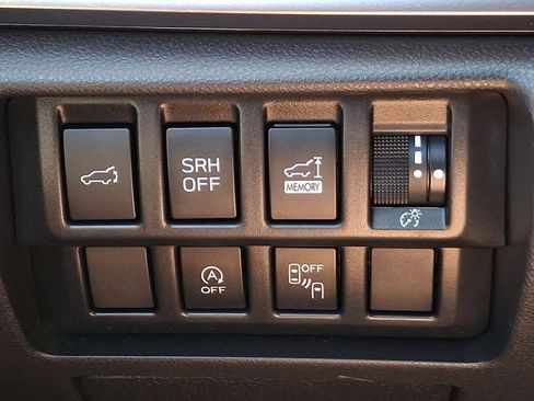 Certified 2024 Subaru Forester Premium AWD/4WD image 26