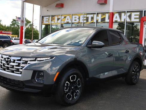 Used 2024 Hyundai Santa Cruz SEL AWD/4WD image 3