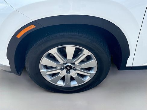 Used 2025 Hyundai Palisade SEL FWD image 34