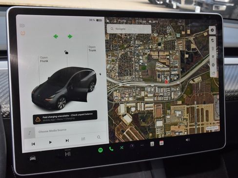 Used 2021 Tesla Model Y Long Range image 25