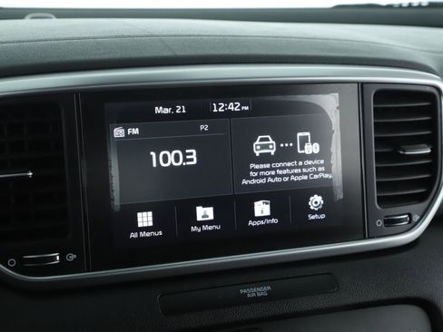 Used 2020 Kia Sportage S image 12