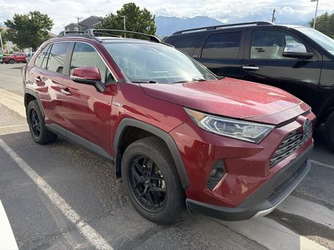 Used 2021 Toyota RAV4 Limited AWD/4WD image 6