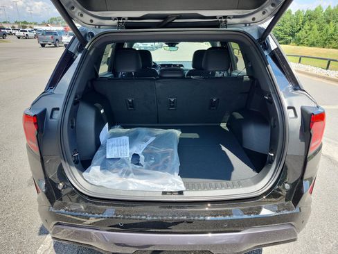 New 2026 GMC Terrain AT4 w/ Convenience Package III image 7