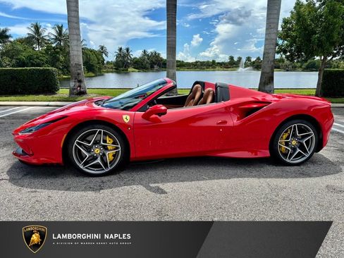 Used 2022 Ferrari F8 Tributo RWD image 1