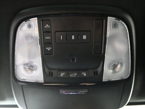 Used 2024 Dodge Durango Citadel image 33