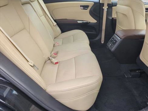 Used 2017 Toyota Avalon Limited w/ All Weather Liner Package image 22