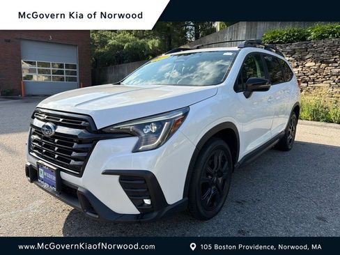 Used 2023 Subaru Ascent Onyx Edition AWD/4WD image 1