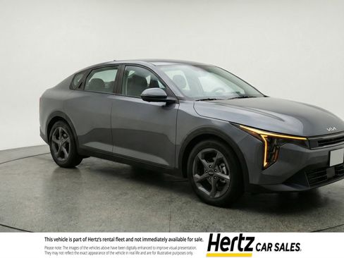 Used 2025 Kia K4 FWD image 1