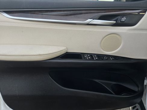 Used 2015 BMW X6 xDrive35i image 9