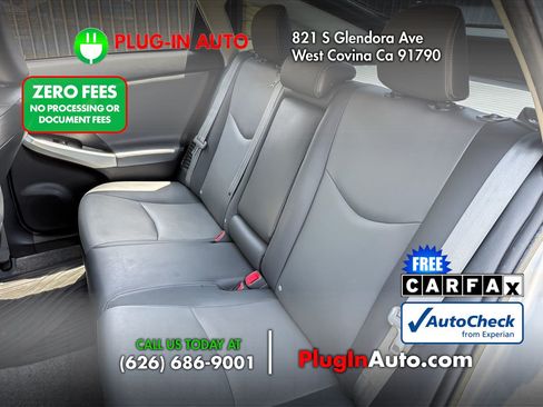 Used 2015 Toyota Prius Four FWD image 10