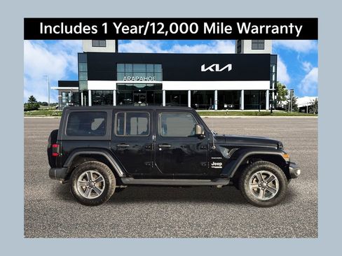 Used 2018 Jeep Wrangler Unlimited Sahara AWD/4WD image 1