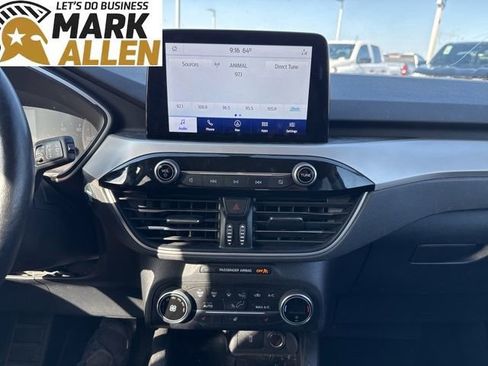 Used 2020 Ford Escape SEL FWD image 9