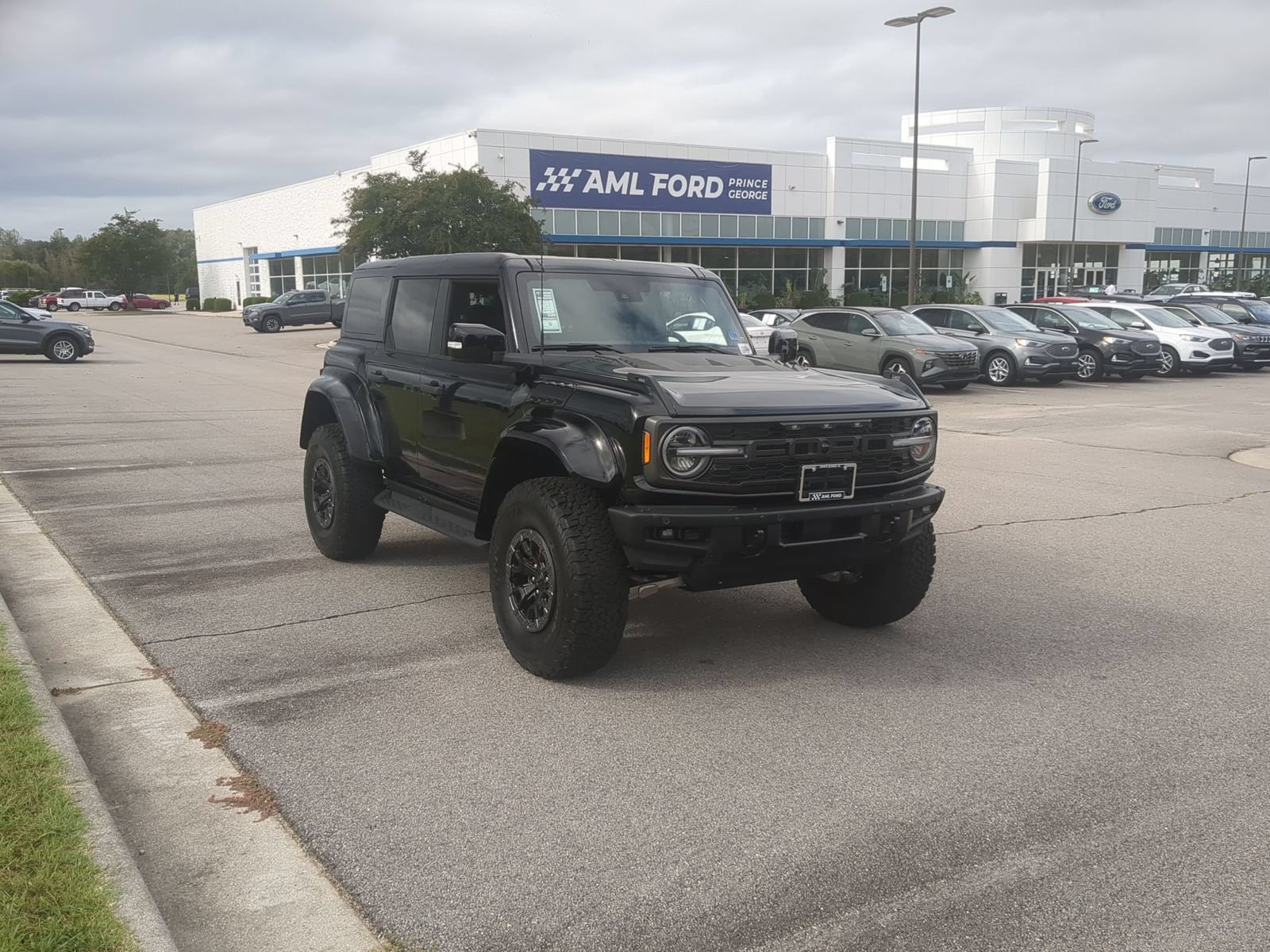 New 2026 Ford Bronco Raptor AWD/4WD image 1