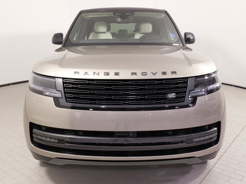 Used 2025 Land Rover Range Rover Long Wheelbase SE image 5