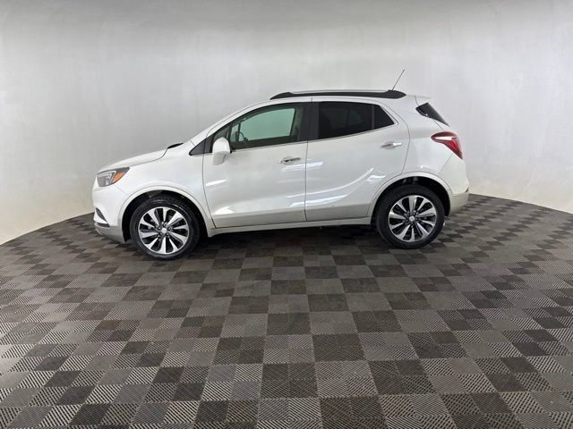 Used 2022 Buick Encore Preferred w/ Safety Package II AWD/4WD image 10
