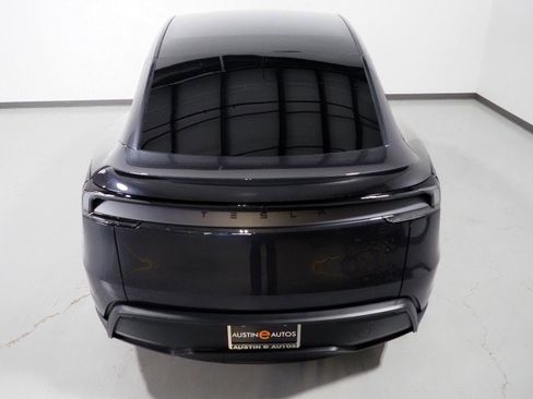 Used 2026 Tesla Model Y 2WD image 8