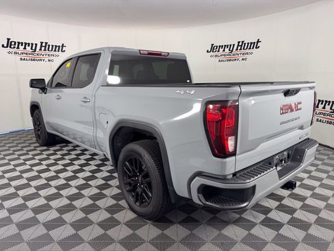 Used 2024 GMC Sierra 1500 Elevation AWD/4WD image 9