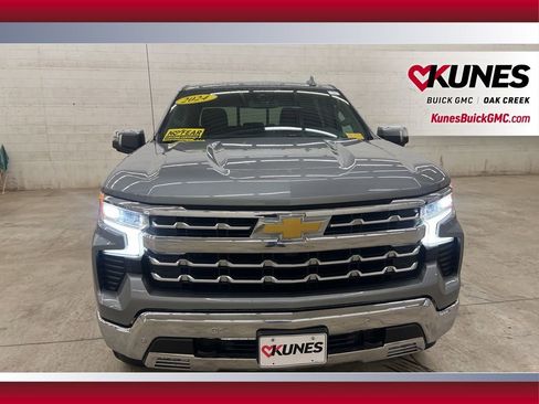 Used 2024 Chevrolet Silverado 1500 LTZ AWD/4WD image 10