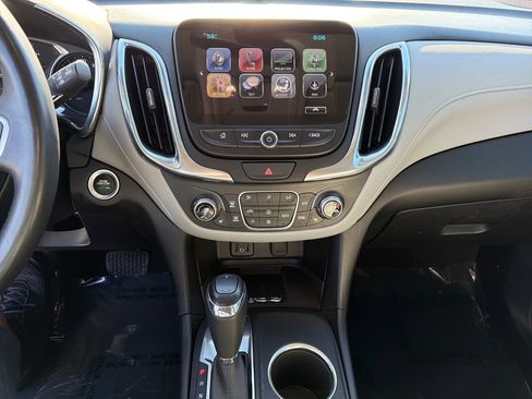 Used 2018 Chevrolet Equinox Premier image 25