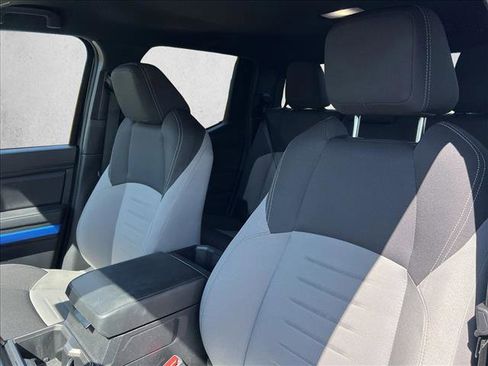 Used 2025 Toyota Tacoma TRD Off-Road image 16