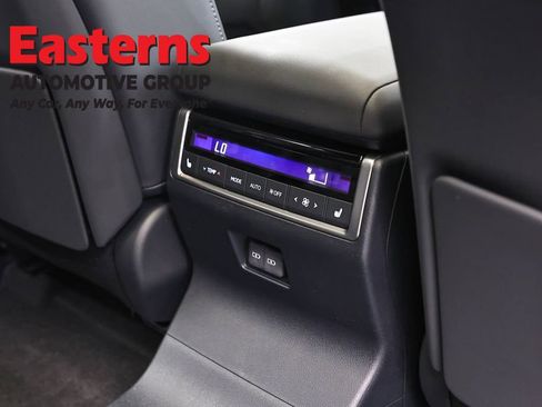 Used 2026 Lexus GX 550 w/ Cold Area Package AWD/4WD image 29