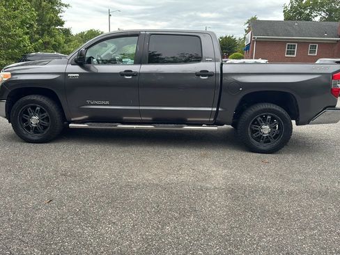 Used 2014 Toyota Tundra SR5 w/ SR5 Upgrade Package RWD image 8