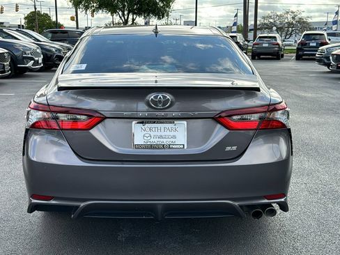Used 2023 Toyota Camry SE w/ Convenience Package image 7