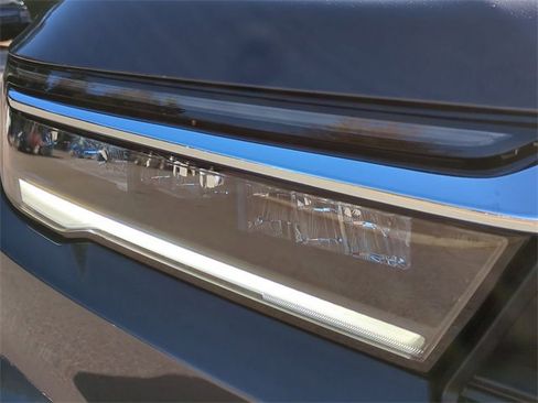 New 2025 Honda Pilot EX-L image 9