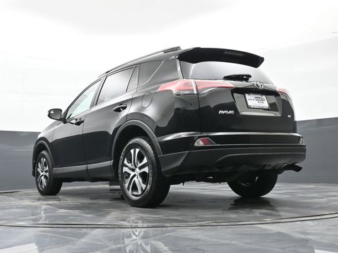 Used 2017 Toyota RAV4 LE image 41