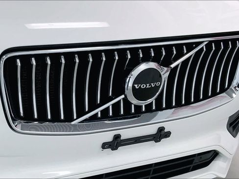 Used 2020 Volvo XC90 T5 Momentum AWD/4WD image 30