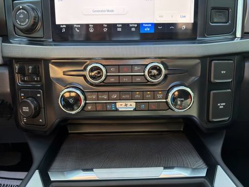 Used 2025 Ford F350 Platinum w/ FX4 Off-Road Package AWD/4WD image 41