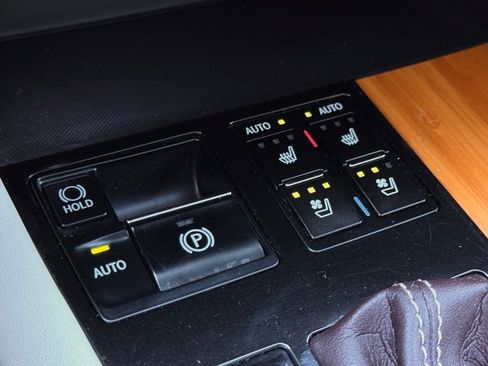 Used 2016 Lexus RX 350 w/ Premium Package image 22