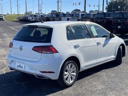 Used 2020 Volkswagen Golf 4-Door image 3