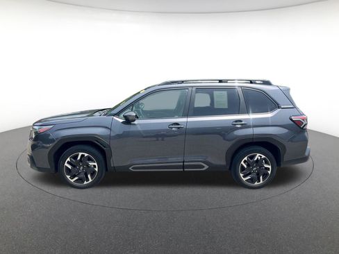 Used 2025 Subaru Forester Limited AWD/4WD image 4
