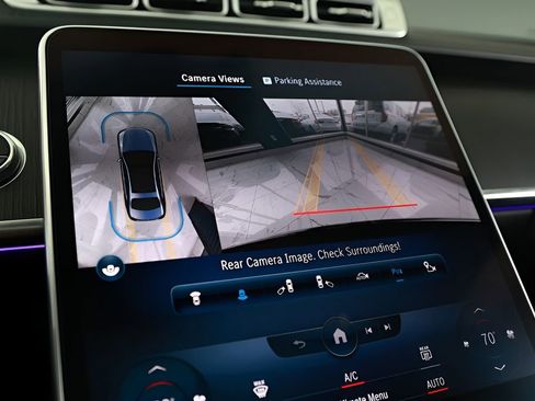 Used 2022 Mercedes-Benz S 500 4MATIC w/ AMG Line Package image 47