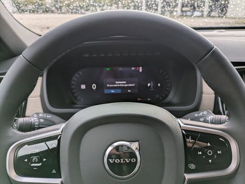 New 2026 Volvo XC90 B6 Plus w/ Protection Package Premier image 41