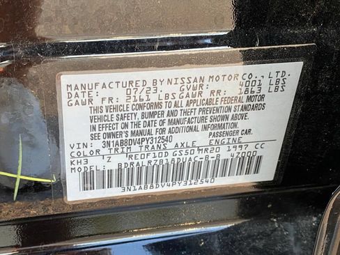 Used 2023 Nissan Sentra SR w/ Midnight Edition Package FWD image 14
