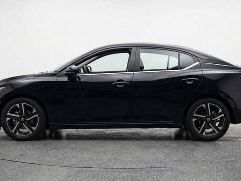 Used 2025 Nissan Sentra SV FWD image 5
