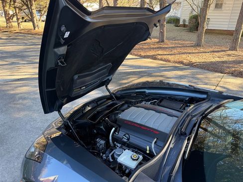 Used 2014 Chevrolet Corvette Stingray Coupe image 57