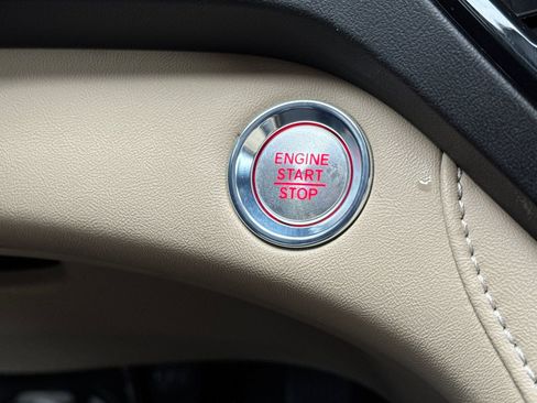 Used 2022 Acura RDX w/ Technology Package image 24