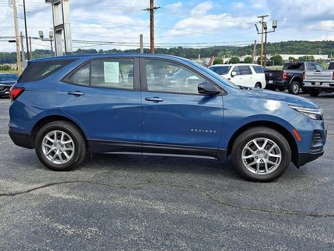 Used 2024 Chevrolet Equinox LS AWD/4WD image 7