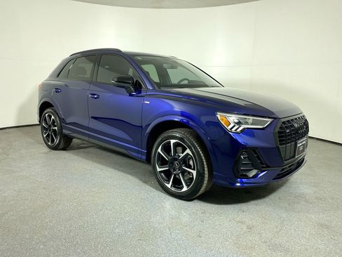 Certified 2025 Audi Q3 2.0T Premium Plus w/ Premium Plus Package image 28