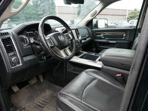 Used 2015 RAM 2500 Laramie w/ Black Appearance Group AWD/4WD image 14