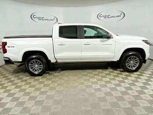 Certified 2024 Chevrolet Colorado LT w/ LT Convenience Package AWD/4WD image 8