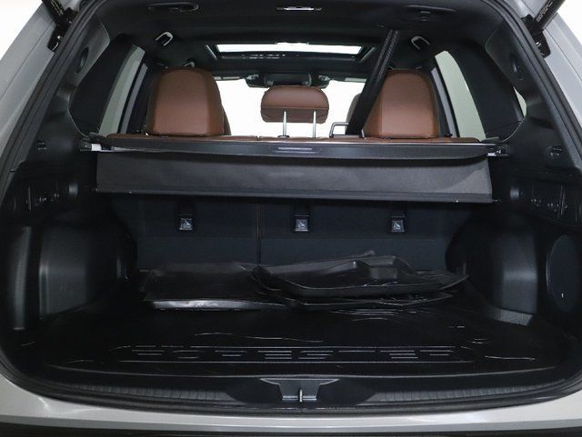 Used 2025 Subaru Forester Touring AWD/4WD image 31