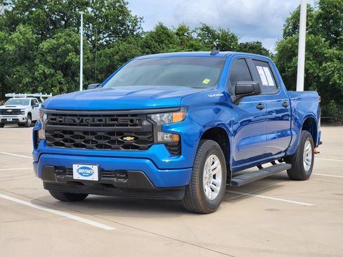 Used 2022 Chevrolet Silverado 1500 Custom RWD image 3