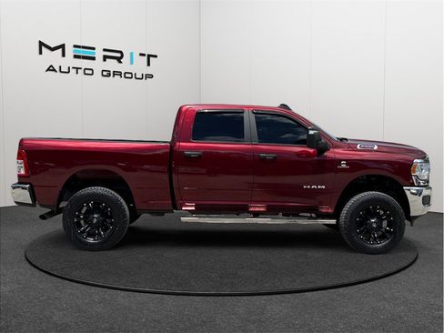 Used 2023 RAM 2500 Big Horn AWD/4WD image 10